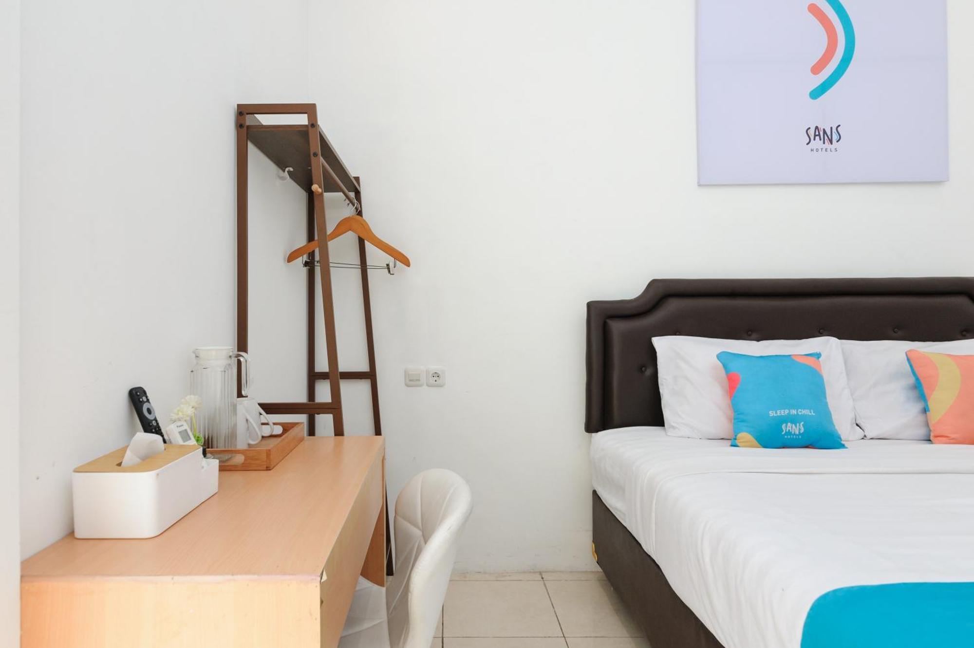 Sans Hotel La Vida Malang Ngadipuro Bagian luar foto