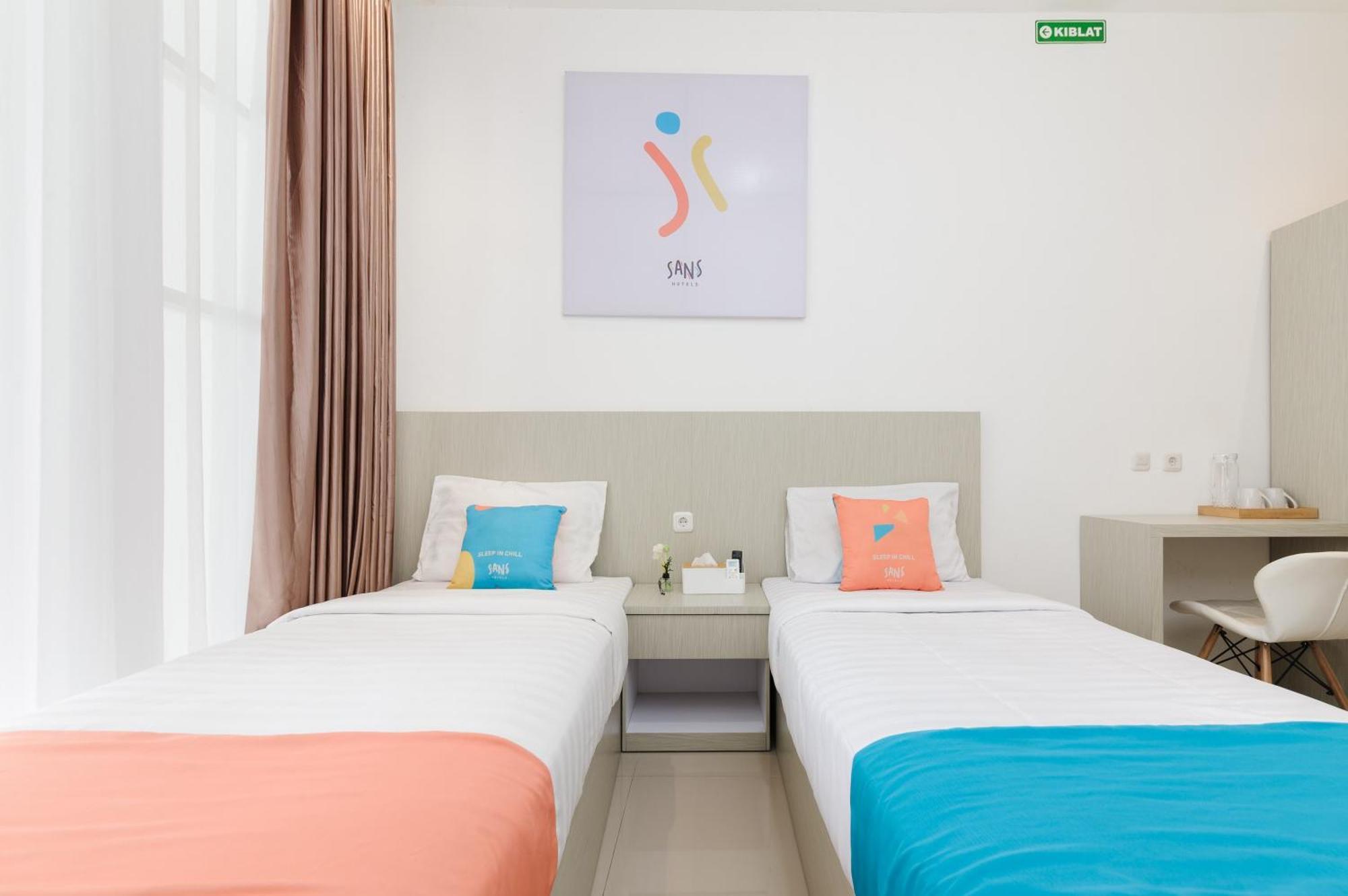 Sans Hotel La Vida Malang Ngadipuro Bagian luar foto