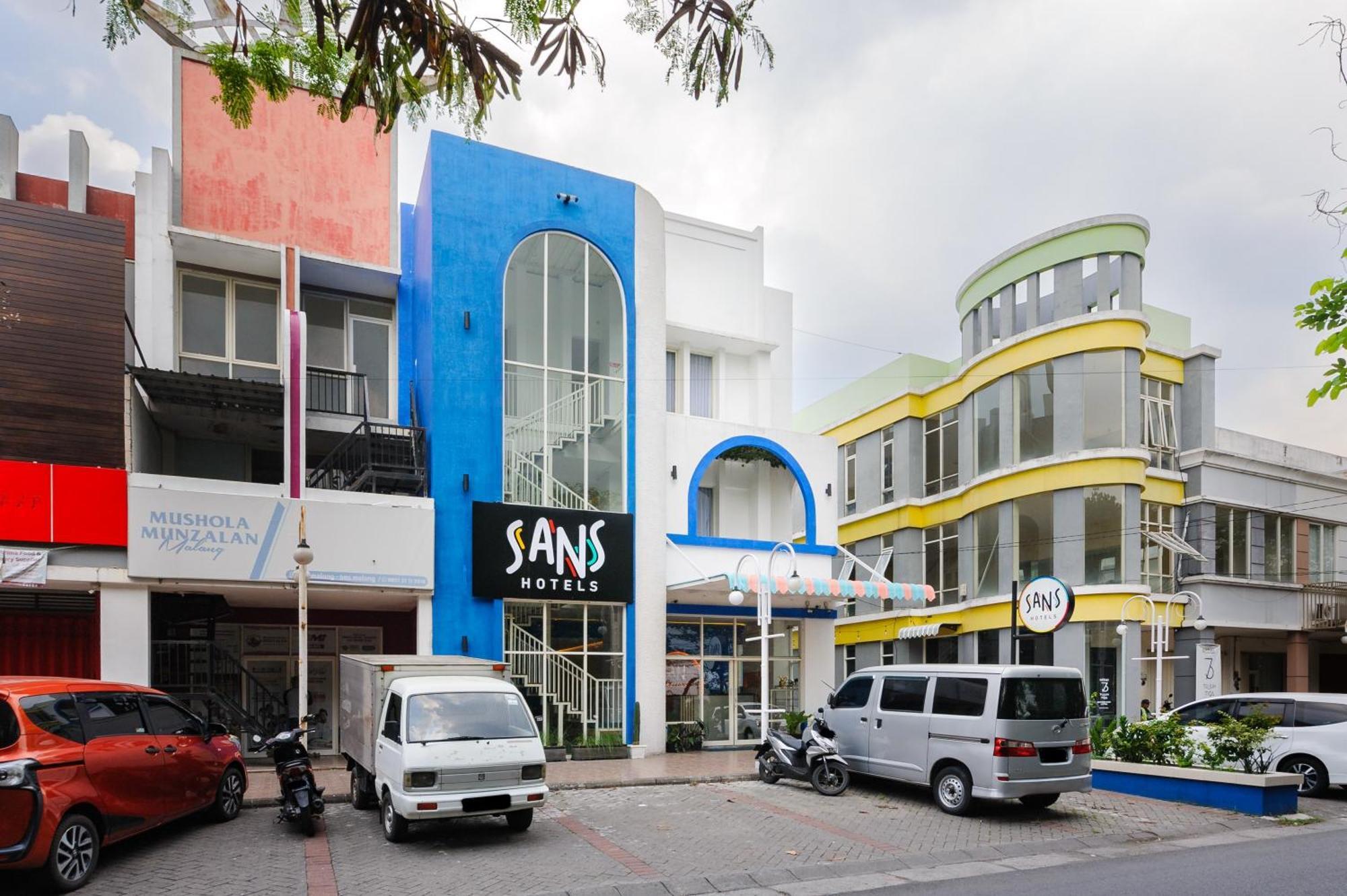 Sans Hotel La Vida Malang Ngadipuro Bagian luar foto